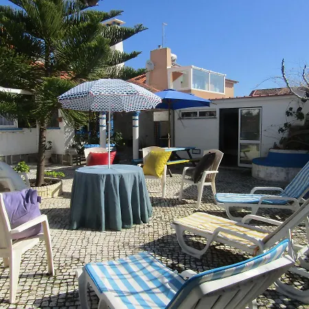 West Coast Surf Hostal